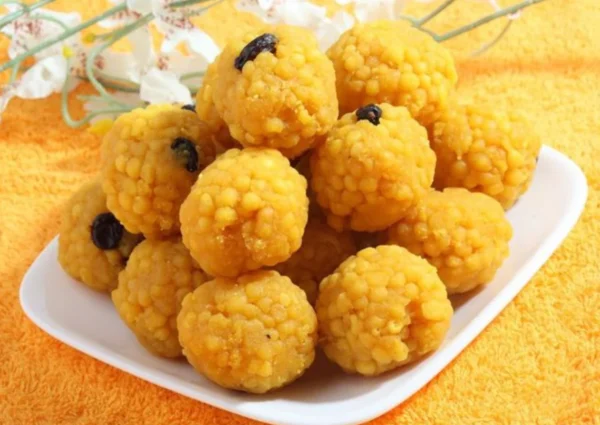 Boondi Laddu (500g) - 6pc - Image 2